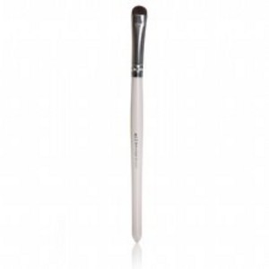 Essential smudge brush